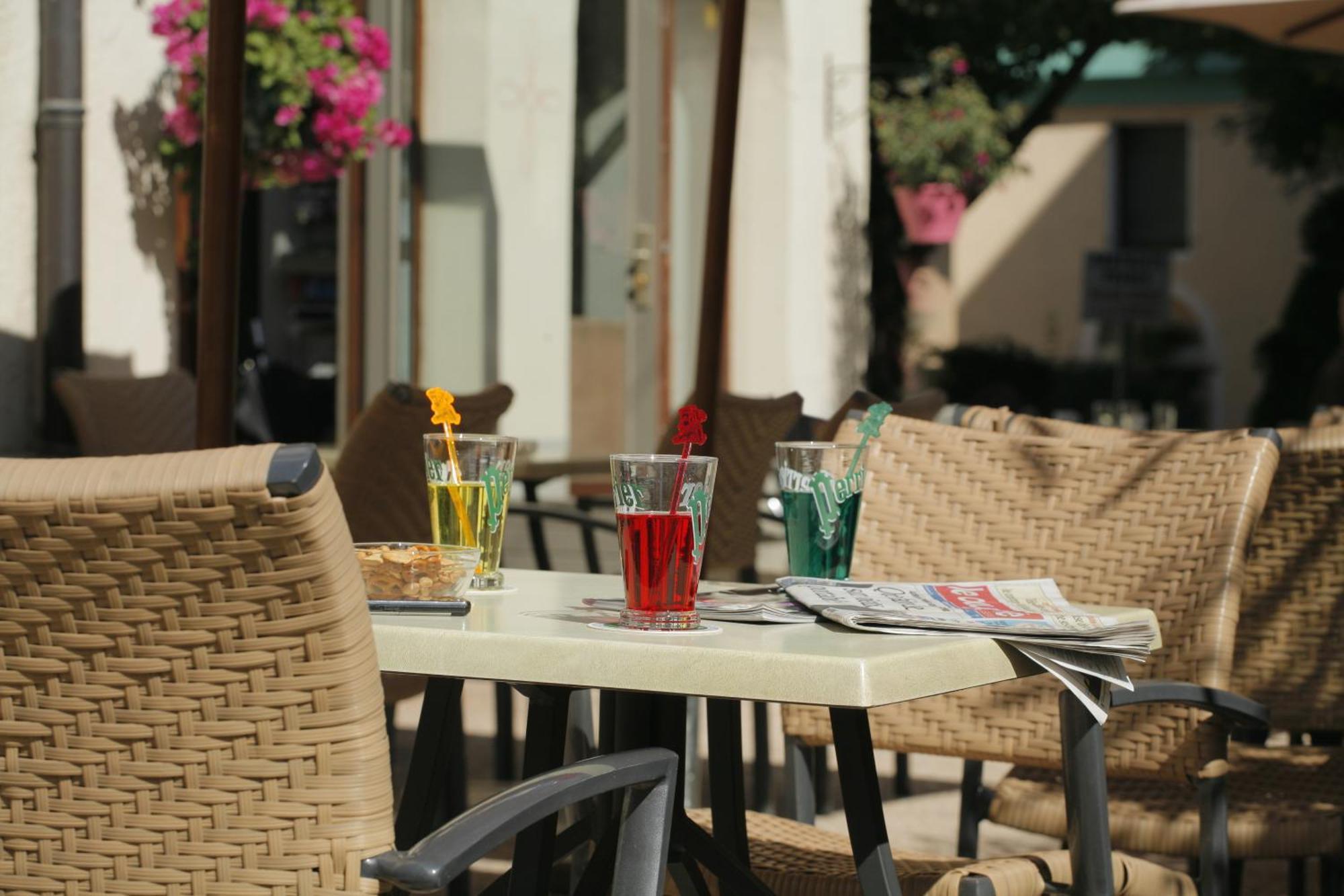 Hotel De Geneve Et Restaurant , Faverges-Seythenex Εξωτερικό φωτογραφία